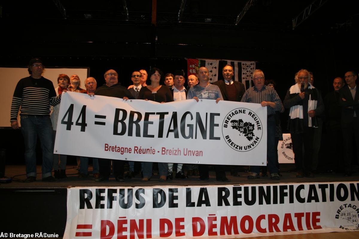 19 des 23 nouveaux administrateurs de Bretagne Réunie (janvier 2016).