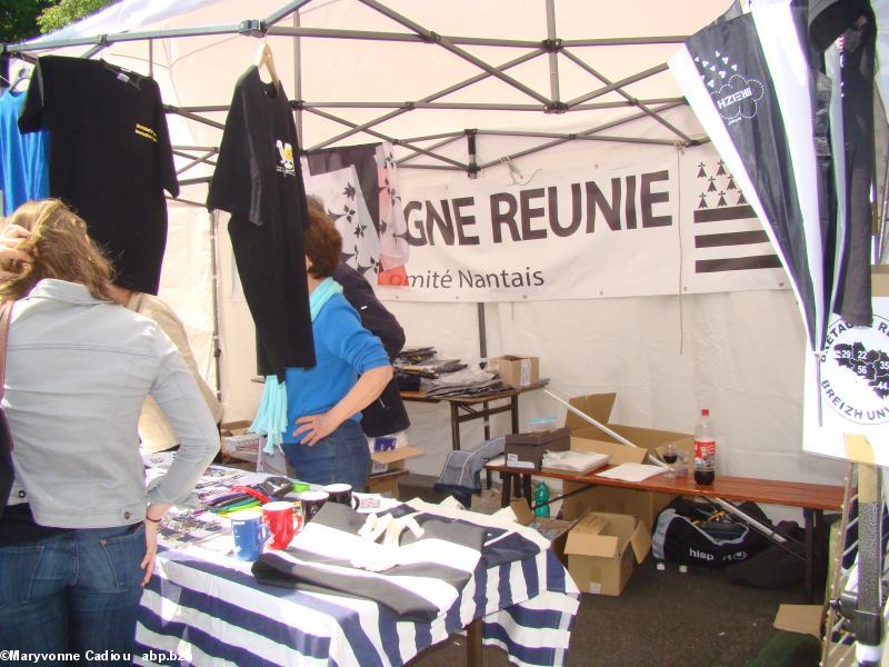 Le stand de Bretagne Réunie. Tablée bretonne Nantes 2016.