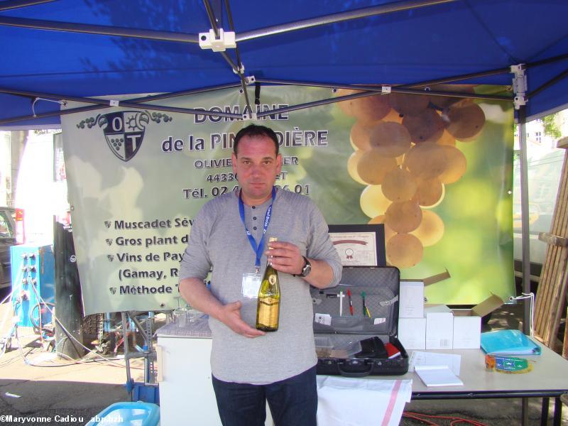 Le lauréat du Triskell d'or Olivier et Tessier, de Vallet,  dans son stand. Tablée bretonne Nantes 2016.