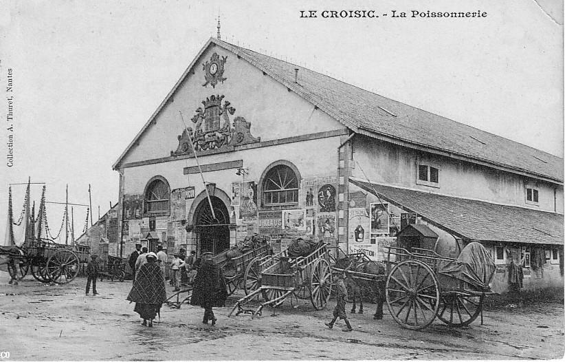 La criée du Croisic, ancienne carte postale.