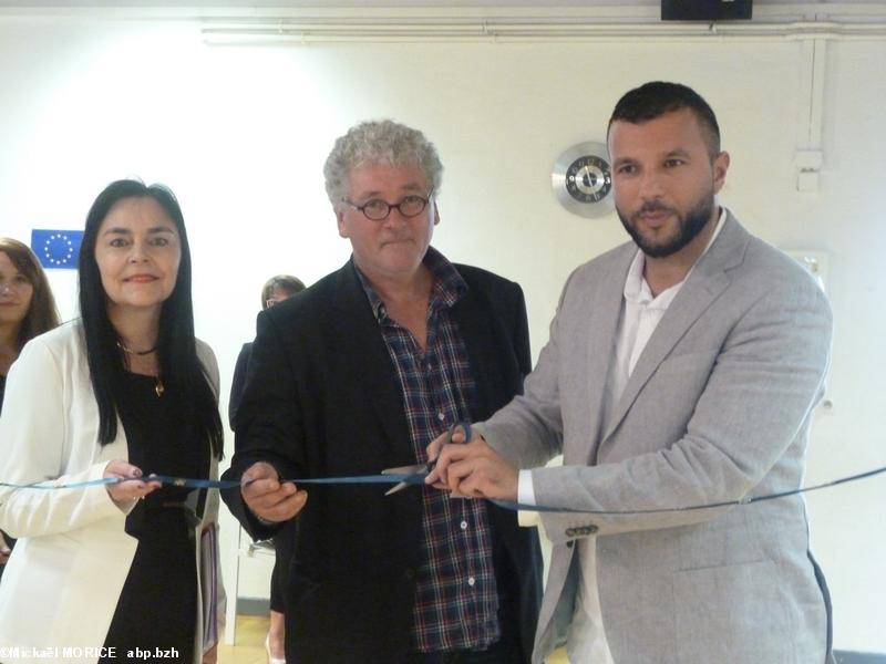 Saïd BENDARRAZ Adjoint au Maire de Saint Brieuc inaugure l'exposition 'A la découverte de l'Europe