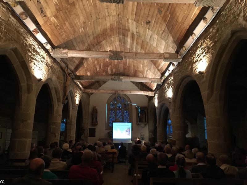 Soirée conférence dans la chapelle de Trémalo