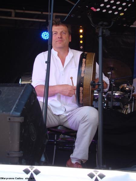 20-Louis-Jacques Suignard au bodhran.