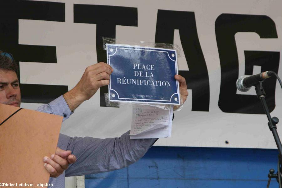 La Breizh Manif 2016 : présentation de la plaque 