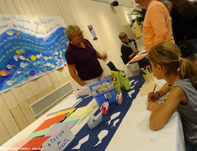 20- Atelier de dessin pour les enfants.