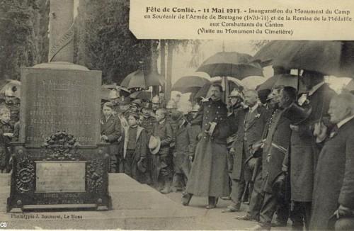 1913, 11 mai: Un monument est inauguré sur la colline de la Jaunelière