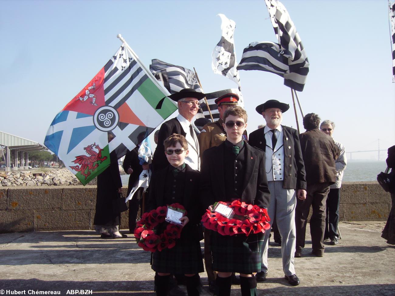 Tous les ans, Britanniques et Irlandais sont aux côtés de leurs amis bretons.