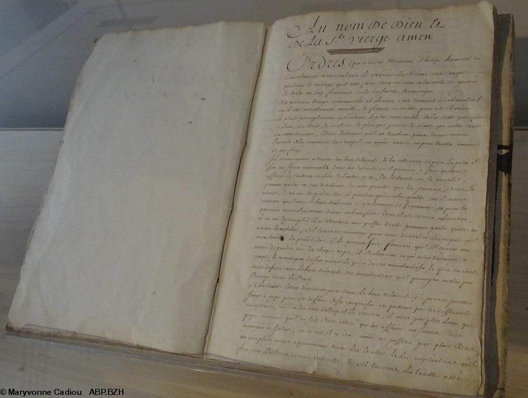 9 Documents. Journal de traite du navire négrier la Reine des Anges parti de Nantes le 12 mars 1741. Au nom de Dieu et la Ste Vierge amen