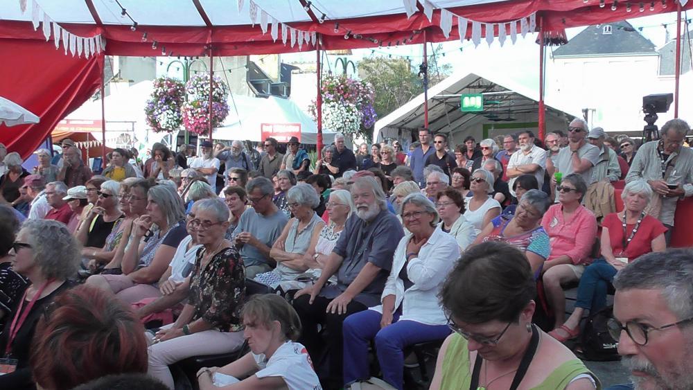 Douarnenez, chapiteau des débats, 2017