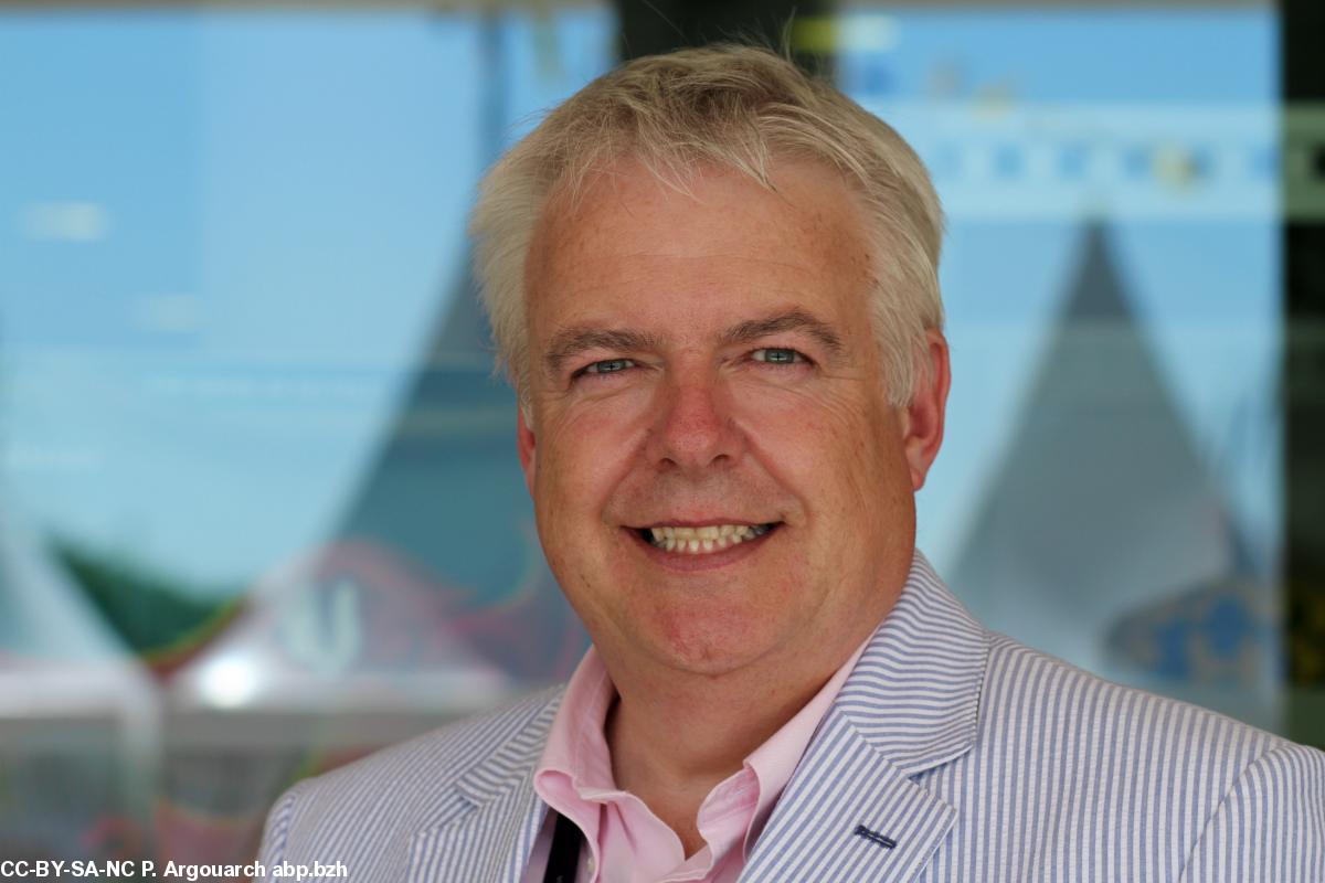 Carwyn Jones, PM du Pays de Galles