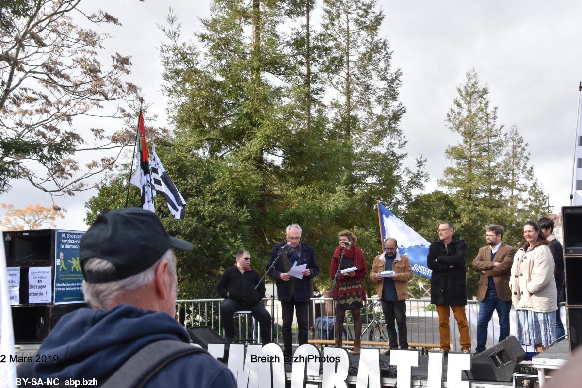 Grand débat 105 000 et après ? organisé par Bretagne Réunie. 2 mars 2019. Alain Peigné, co-président de BR, introduit les débats