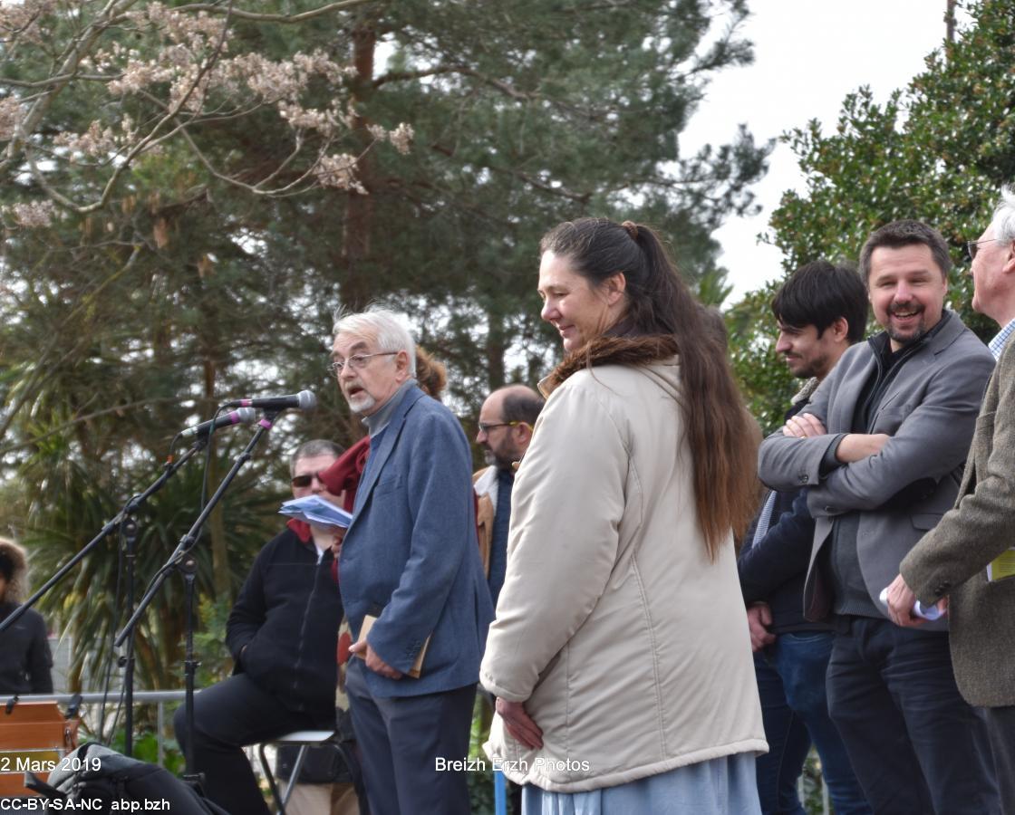 Grand débat 105 000 et après ? organisé par Bretagne Réunie. 2 mars 2019. Yann Choucq, Yves Acerty, Sylvie Boisnard, Maxime Chéneau et Yvon Ollivier.