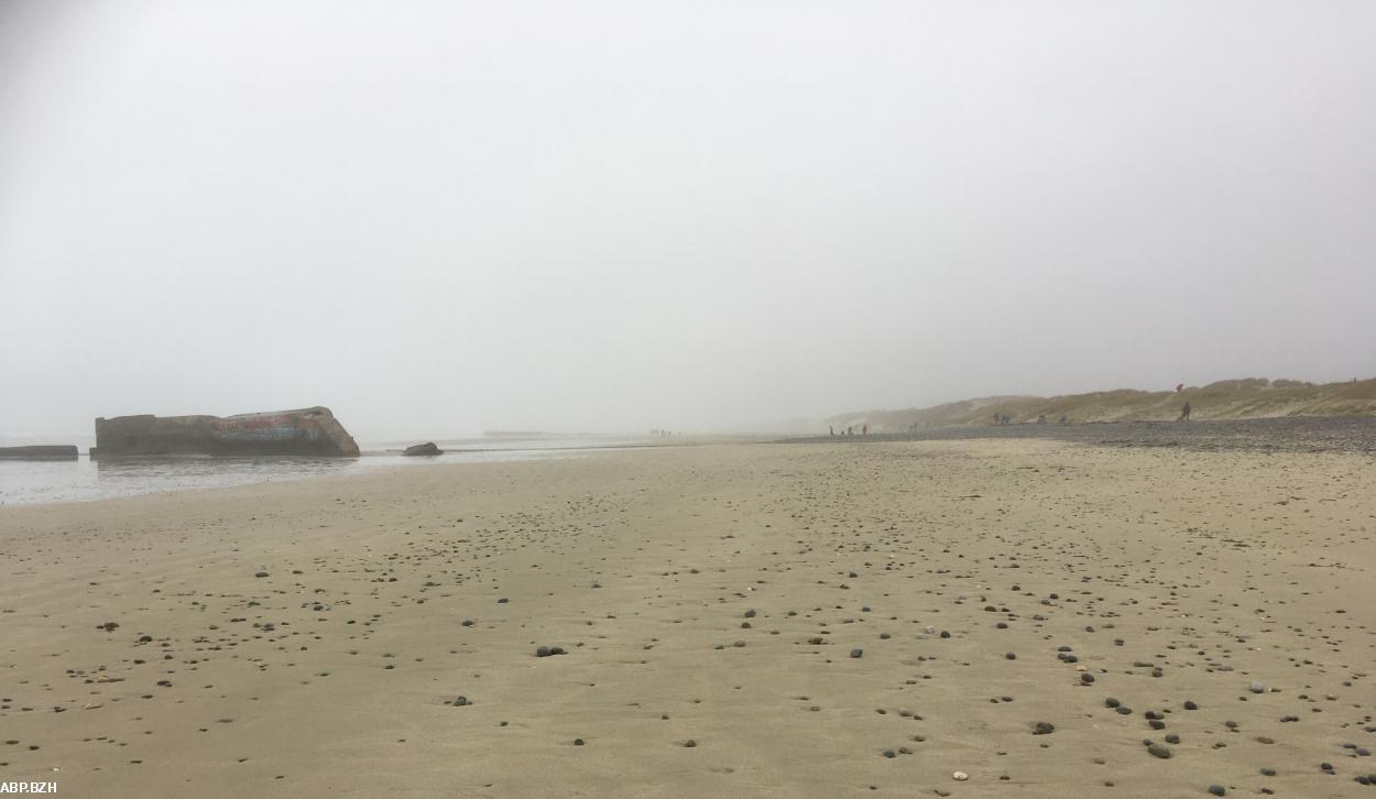 Le rivage de cette plage a reculé de 135m en 75 ans, soit 1,8m par an en moyenne mais le recul de la dune s'est accéléré dernièrement. Pus de 10m durant les tempêtes de l'hiver 2014.