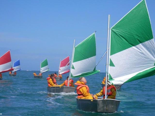 Séance de voile sur Optimist