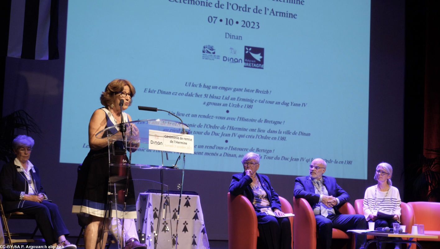 Léna Louarn, vice-chancelière de l'ordre de l'Hermine