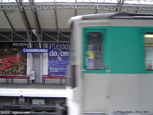 Station Cambronne.