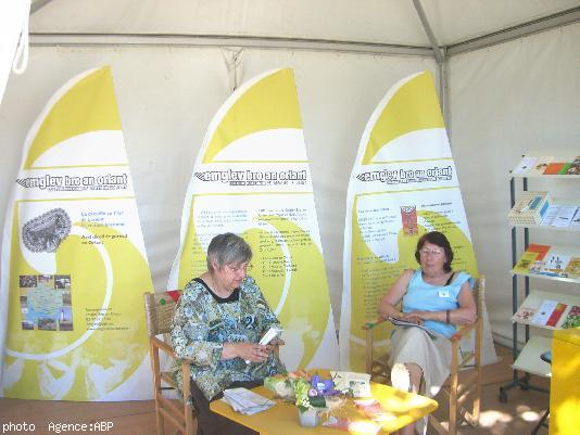 le stand d'Emglev Bro an Oriant