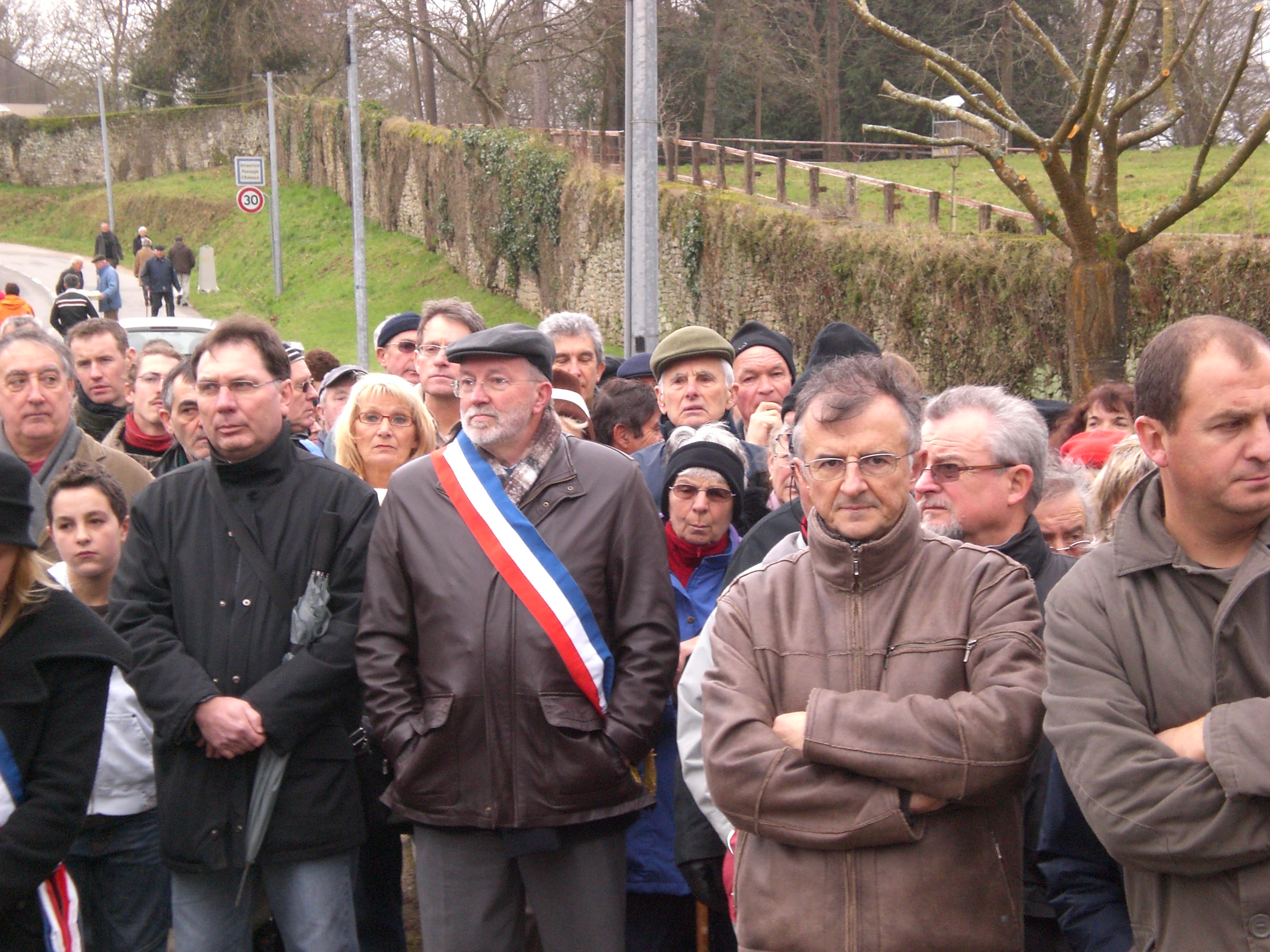 Elus et candidats aux premiers rangs