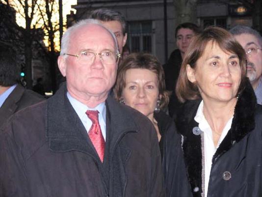  Le maire de Rennes  Edmond Hervé et la ministre de la Culture Christine Albanel pour la pose photo hier devant le Théâtre National de Bretagne rénové.